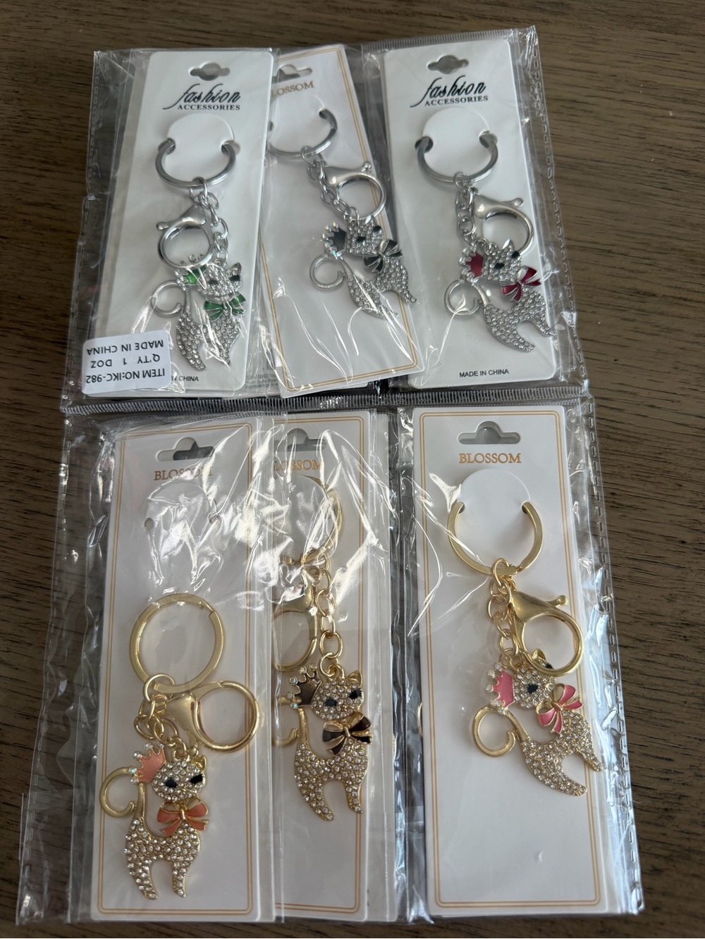 12 Gold and Silver Cat Keychain with Crown and Bow Bag charms